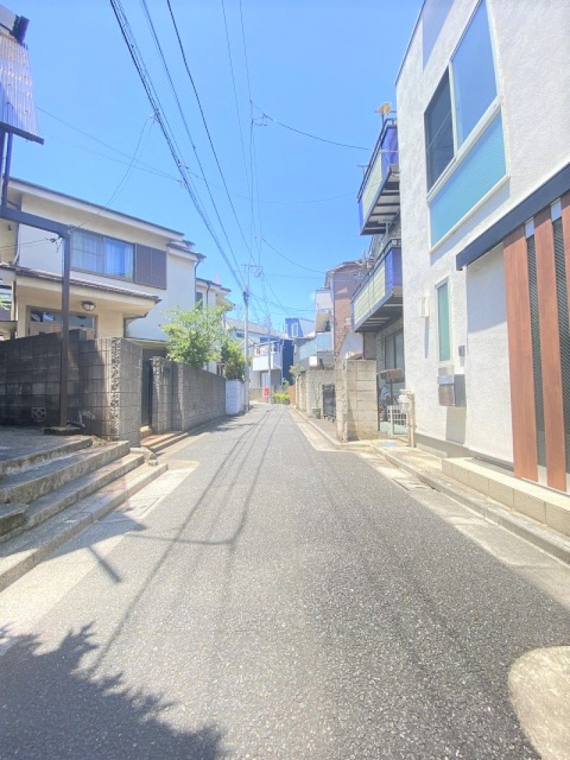 前面道路約4ｍ私道